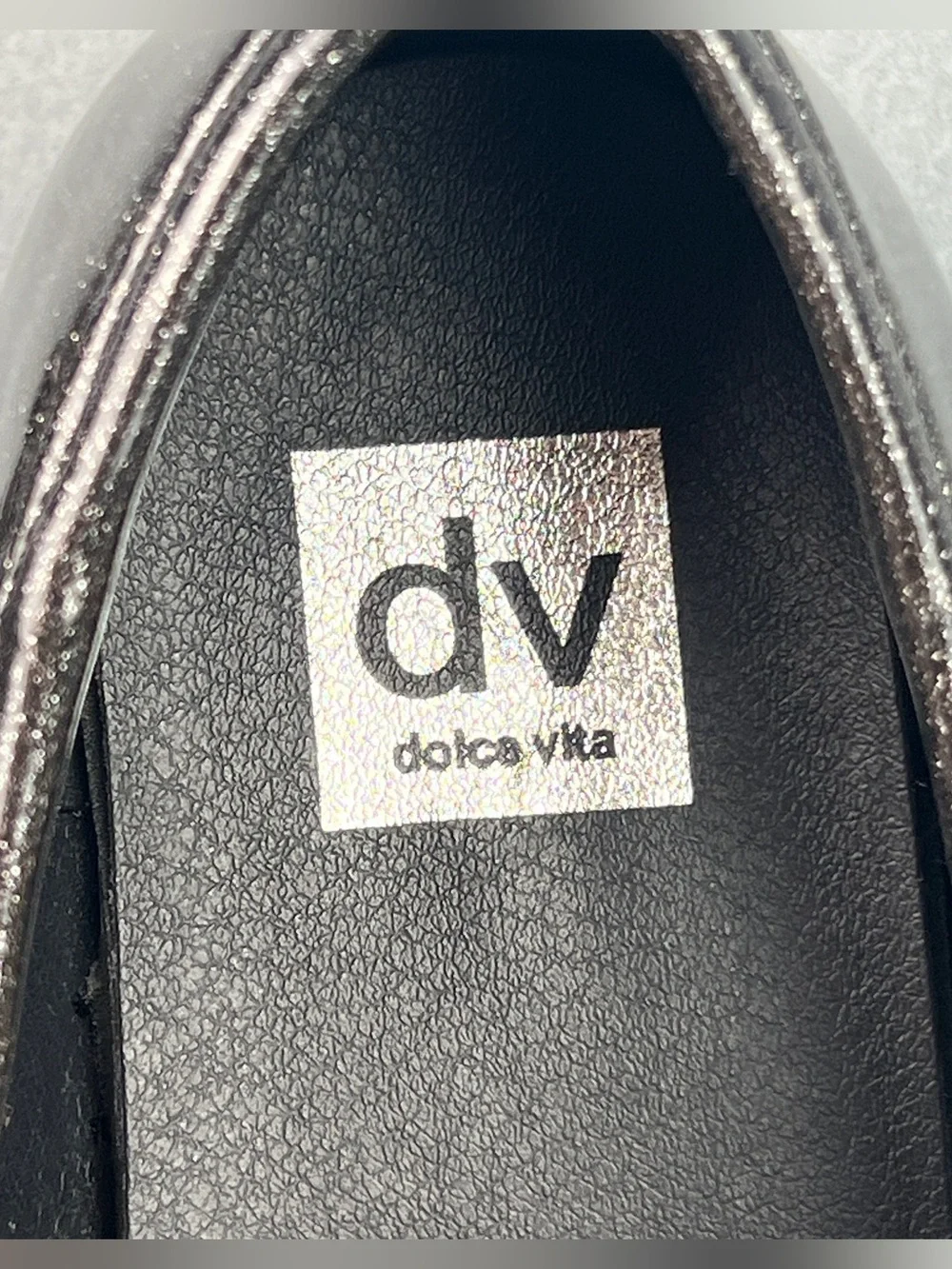 NWOT Dolce Vita Girls Delanie Chain Link Dress Shoe Heeled Loafers Size 4